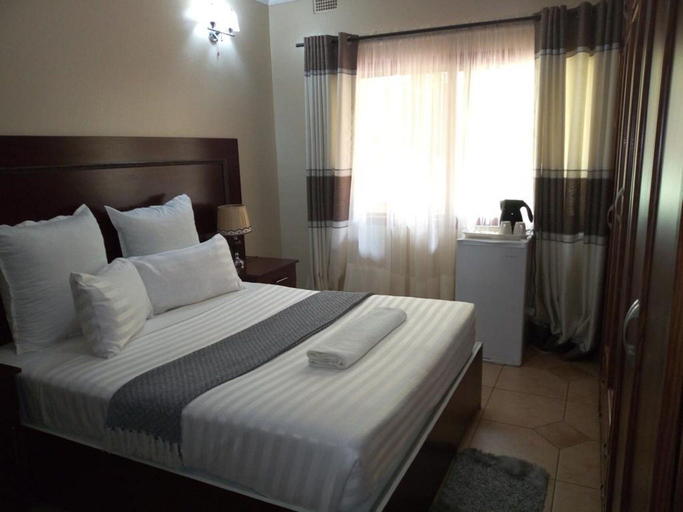 Room 3, Zenith  Lodge, Lusaka