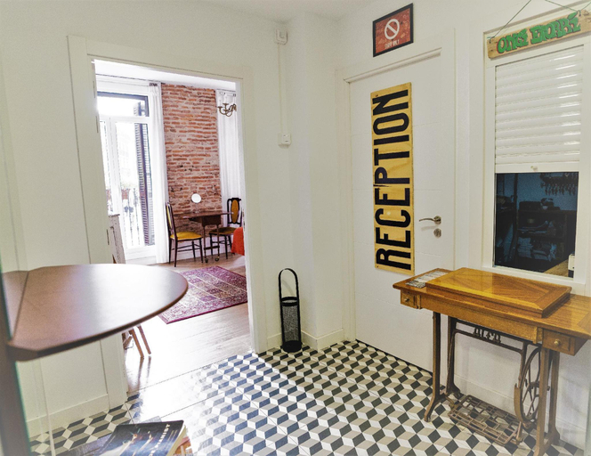 Bathroom 3, Off Beat Guesthouse, Guipúzcoa