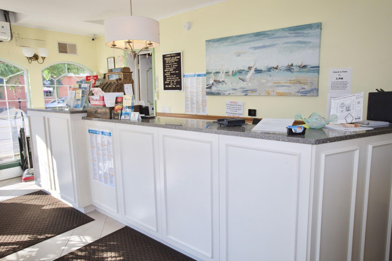 Public Area, Quebec Motel, Cape May