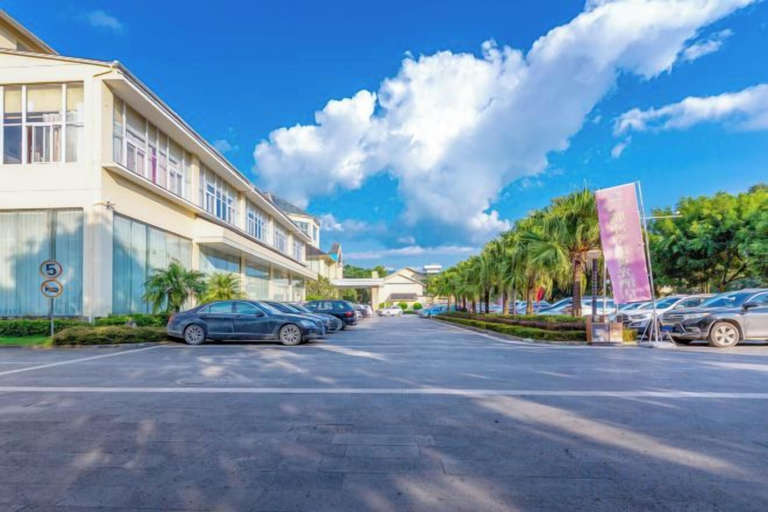 Exterior & Views 2, Tengchong Airport Sightseeing Hotel, Baoshan