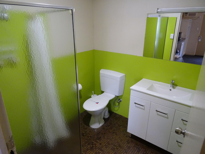 Bathroom 3, Paringa Hotel Motel, Renmark Paringa - Paringa