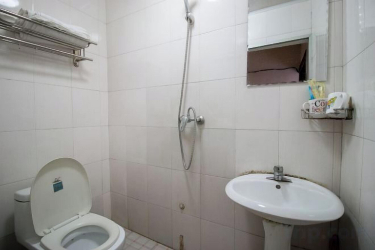 Bathroom 4, Jinhua Lianyi Hotel, Jinhua