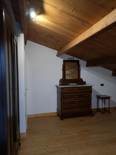 Room 5, La Tinaia Country House, Oristano