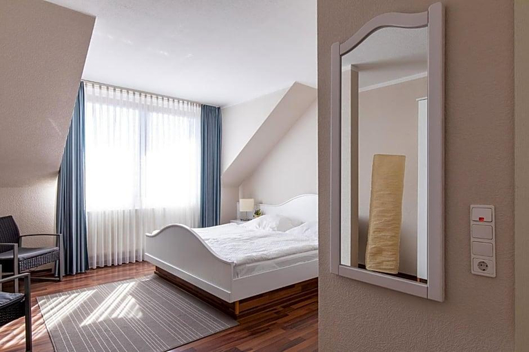 General view 5, Hotel Zum Dorfbrunnen, Hildburghausen