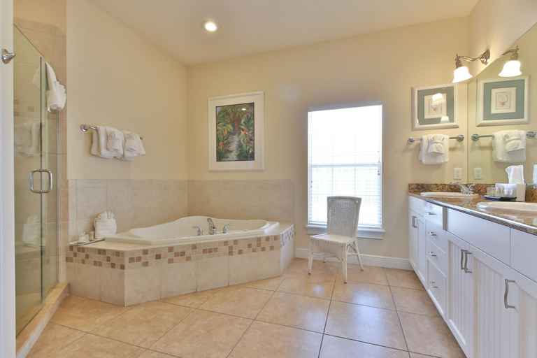 Bathroom 3, Tortuga Inn Beach Resort, Manatee