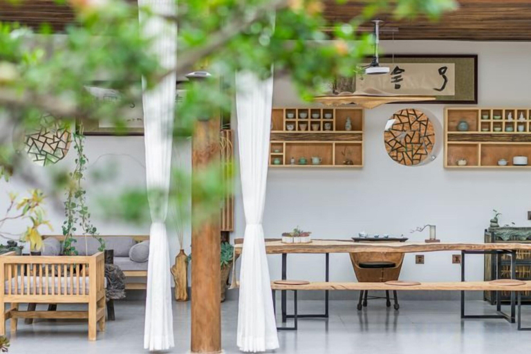 Food & Drinks, Liaoshe Garden Hotel, Dali Bai