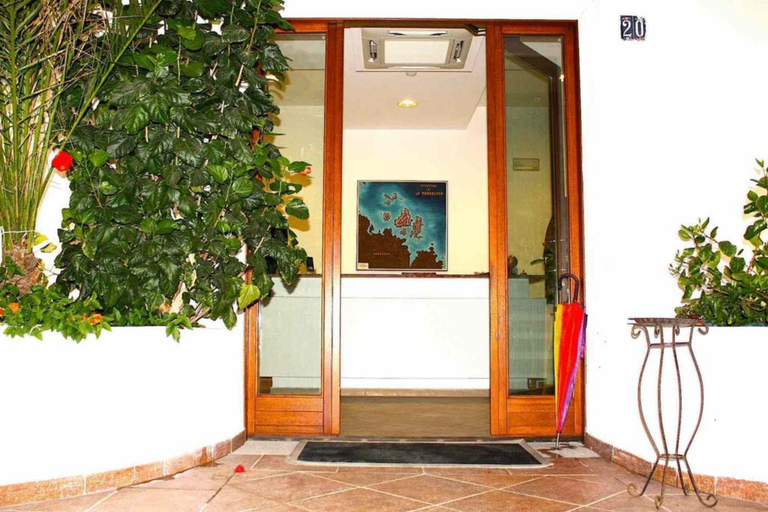 Exterior & Views 2, Hotel Il Gabbiano, Olbia-Tempio