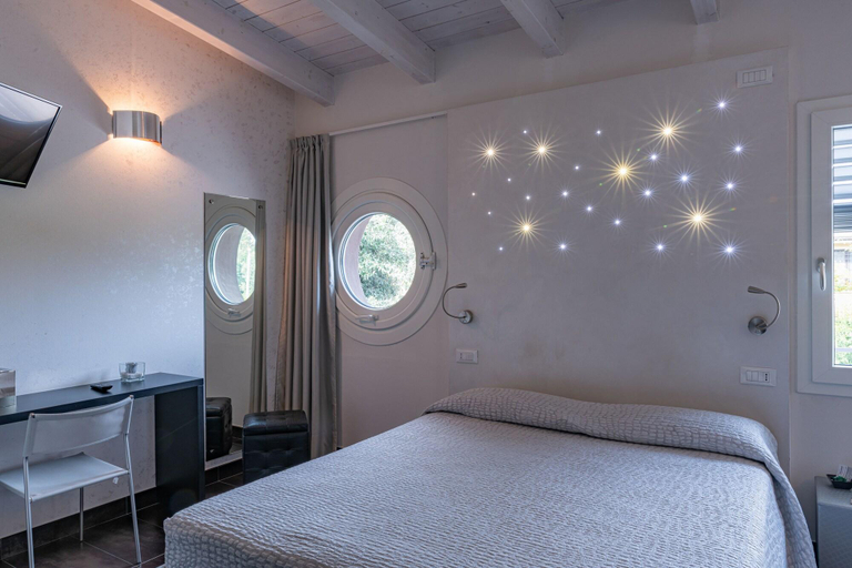 Bedroom 4, Anima Mundi, Mantua