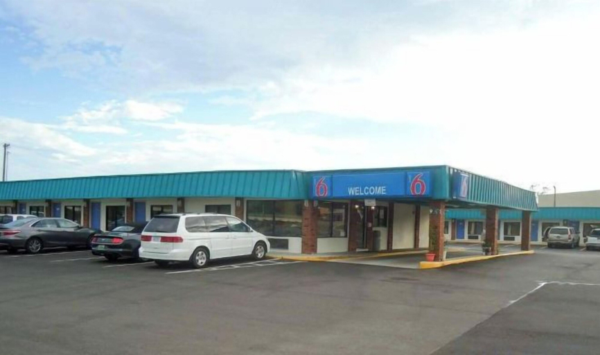 Exterior, Motel 6 Columbus, MS, Lowndes