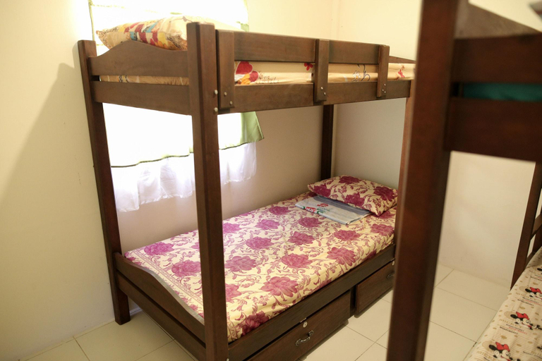 Room 3, Luzmin BH - White House, Oslob