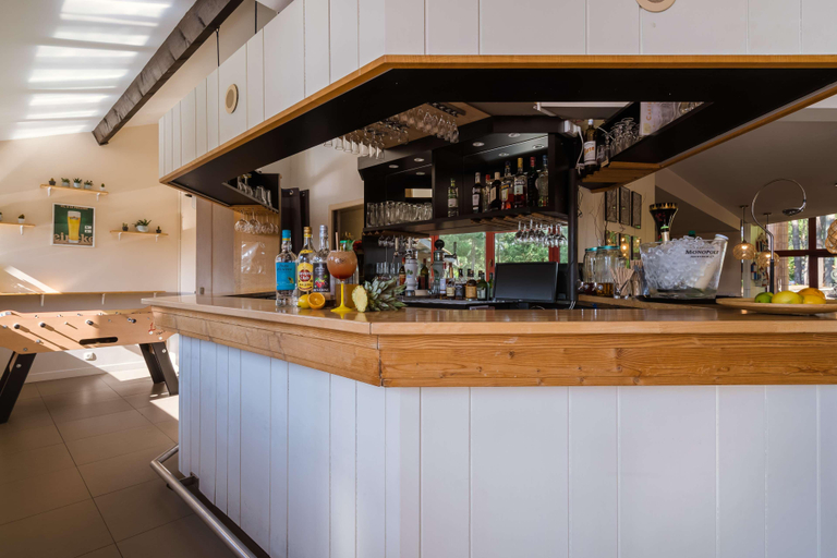 Bar 5, Best Western Golf Hotel Lacanau, Gironde