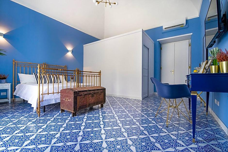 Bedroom 4, Crudo Home, Napoli