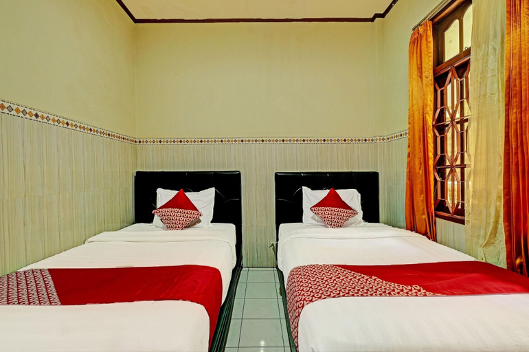 Room 2, 91417 Garuda Setia Hotel, Purworejo
