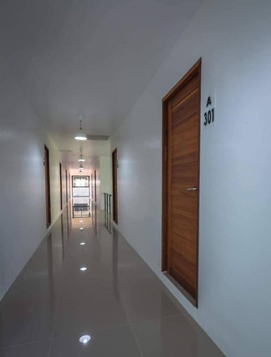 Public Area 3, Grand Sattahip Hotel, Sattahip