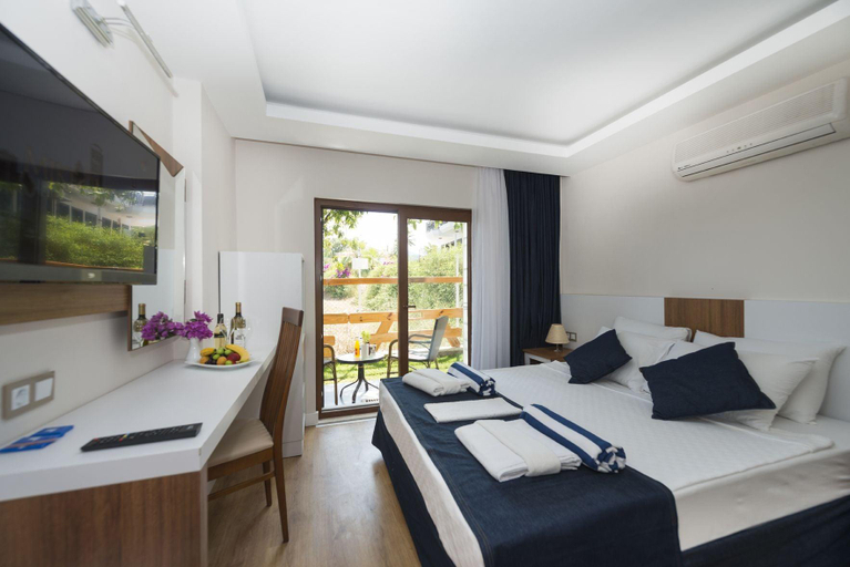 Bedroom 2, Amore Hotel, Kemer