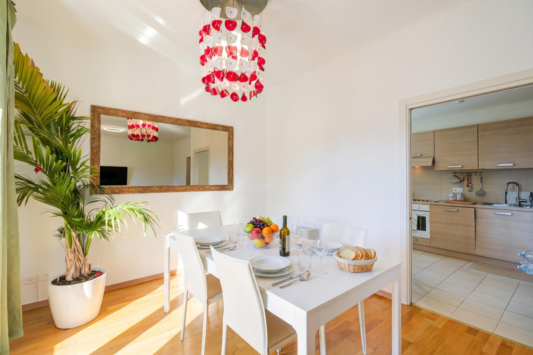Dining 4, Casa Berna - Balcony Apt With Mountain Views, Lugano