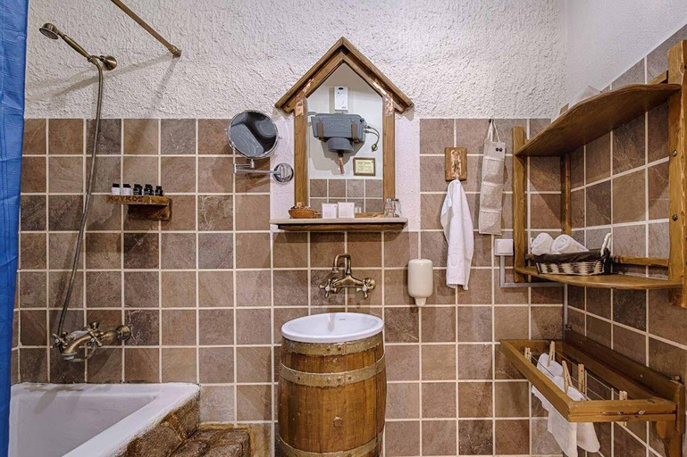 Bathroom 4, Koukos Rhodian Guesthouse - Adults Only, South Aegean