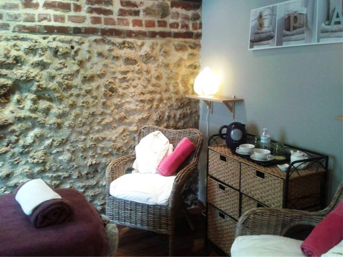 Bedroom 3, Le Trophee, Calvados