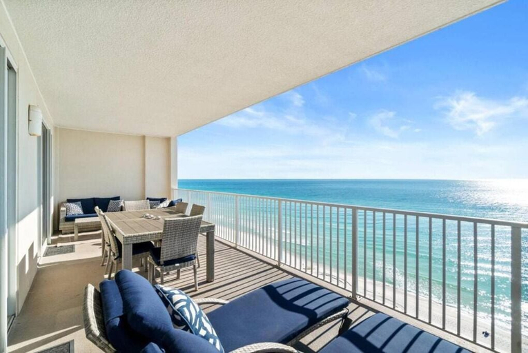 Others 5, Ocean Reef, Bay