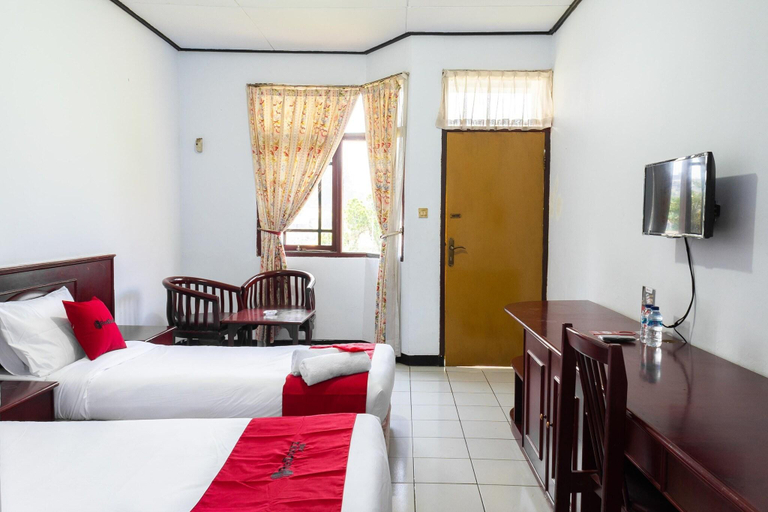 Room 3, Formerly Reddoorz @ Hotel Damanaka Pangalengan, Bandung