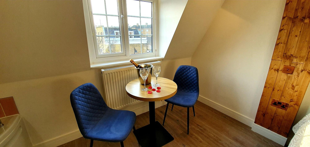 General view 3, Angel Townhouse, London