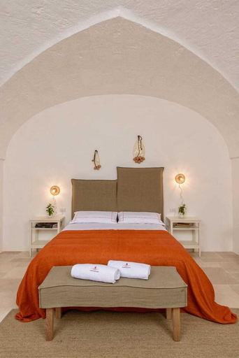 Room 2, Masseria Stefanodelconte, Brindisi