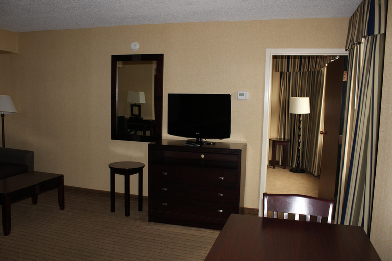 Room 2, Holiday Inn Solomons-Conf Center & Marina, Calvert