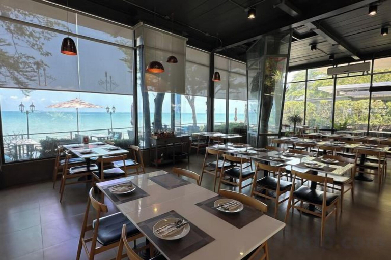 Dining, Majestic Residence Pool 51, Pratumnak, Pattaya, Pattaya