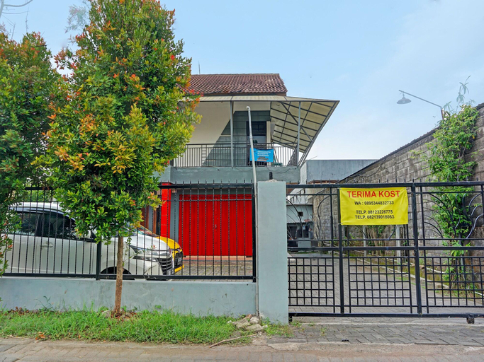 General view 2, Oyo Life 91896 Kost Bu Dewi Syariah, Pasuruan