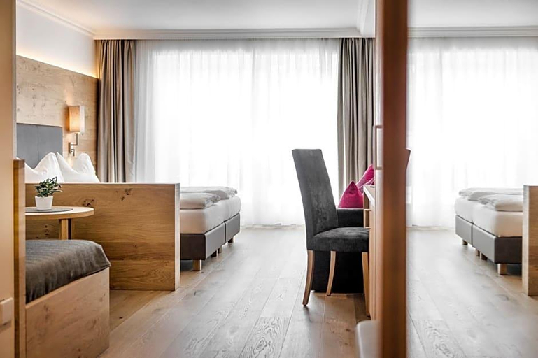 Bedroom 4, Grones, Bolzano