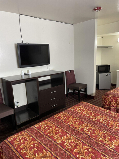Bedroom 2, Budget Inn Elizabeth Nj, Union