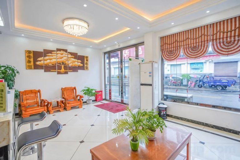 Others 5, Qianyi Inn, Yichang