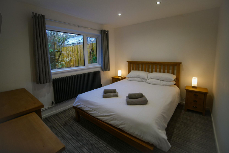 Bedroom 4, Canyon Cottage, Rhondda, Cynon, Taff