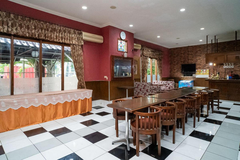 Food & Drinks 5, Puri Saras Bintaro Syariah, South Tangerang