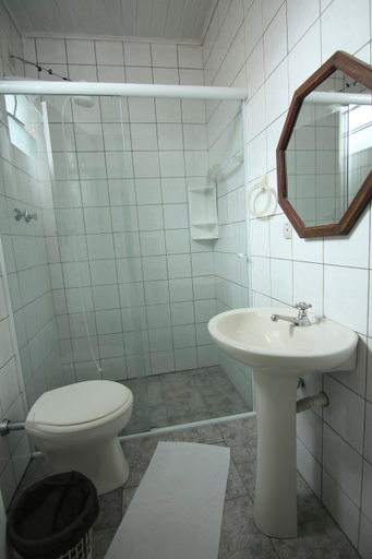 Bathroom 4, Pousada Praia do Jabaquara, Parati