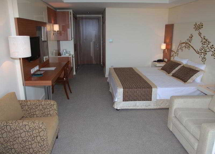 Bedroom 3, Venosa Beach Resort & Spa, Didim