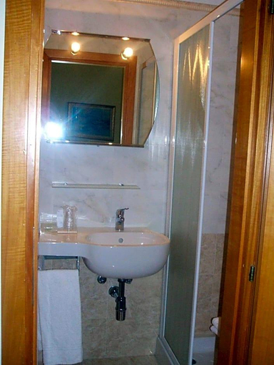 Bathroom 4, Hotel Città Livorno, Livorno