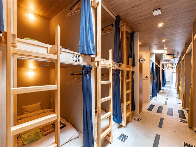 Room 4, Ikidane Cyclist Hostel & Cafe Shimanami, Imabari