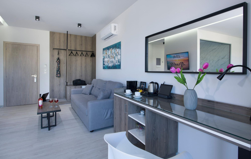 Bedroom 5, xSuites - Adults Only Suites with Private Jacuzzi, Crete