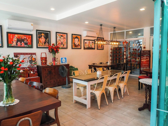 Food & Drinks 3, Pony Topview, Hua Hin