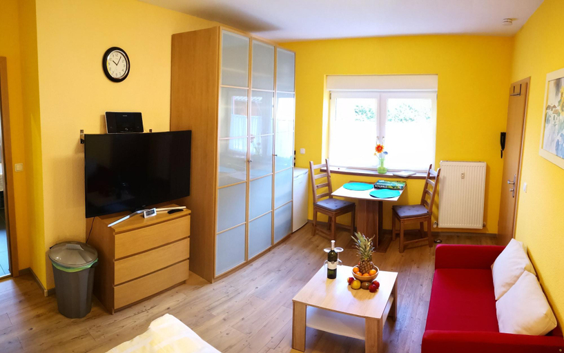 Room 2, Havelapartments Gatow, Berlin