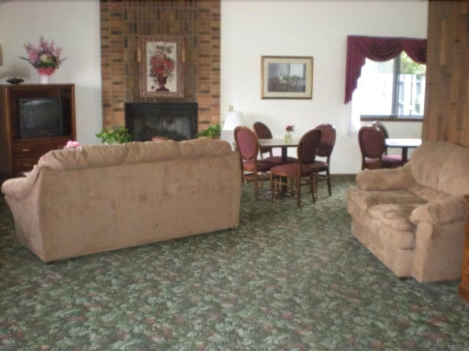 Public Area 2, American Motel, Waseca