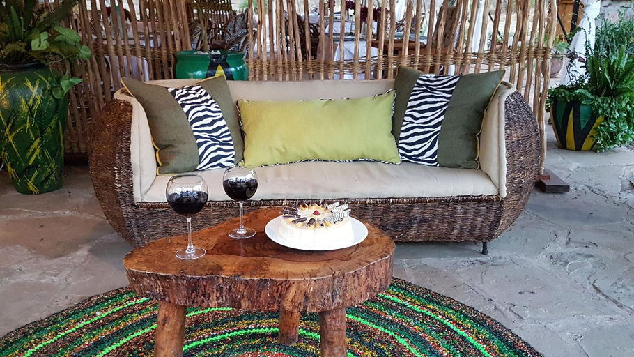Public Area, Swara Acacia Lodge, Mavoko