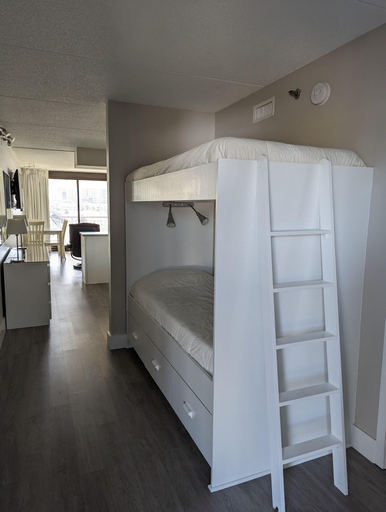 Bedroom 2, Harbor Inn, New Hanover