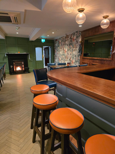 Food & Drinks 5, Munster Arms