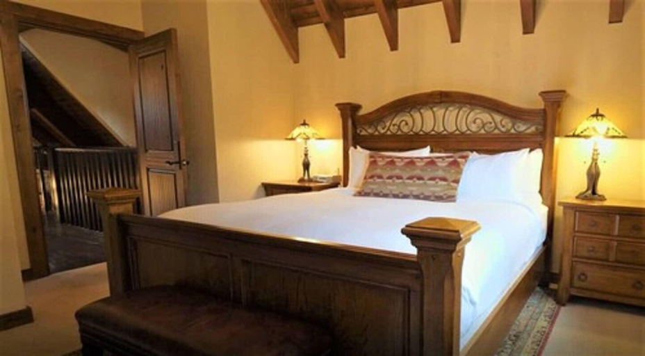 Room 2, Headwaters at Eagle Ranch Resort, East Kootenay