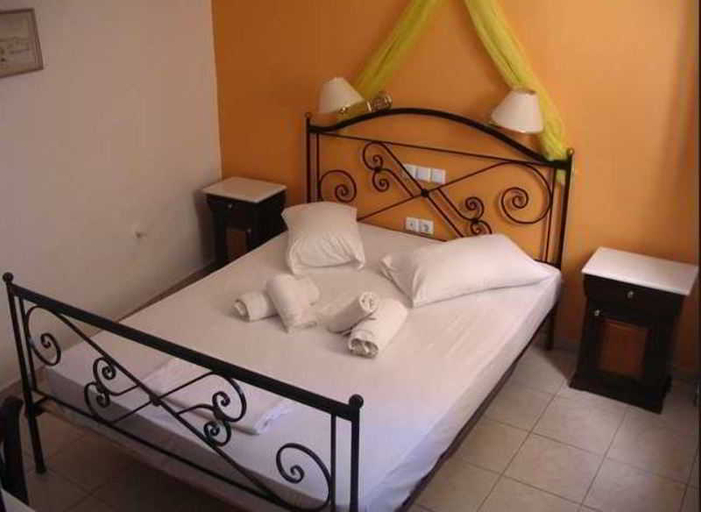 Bedroom 2, Markakis Studios, South Aegean