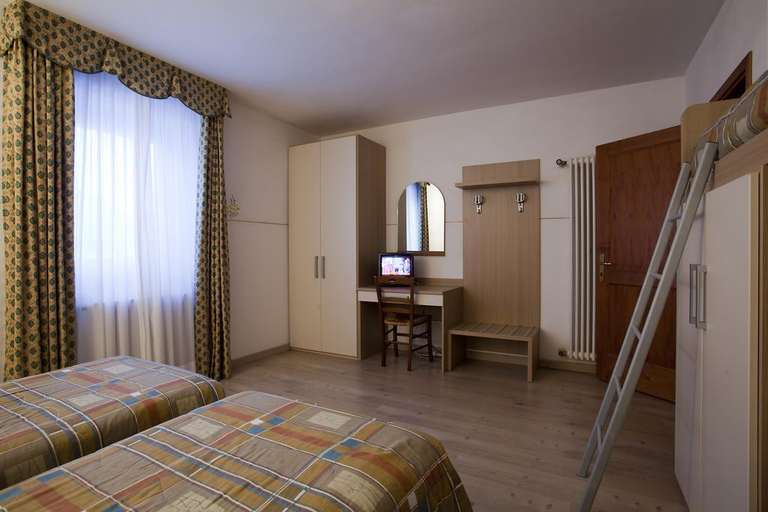 Bedroom 3, Locanda Locatori, Trento
