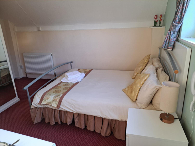 General view 3, Diamond House Hotel, Warwickshire
