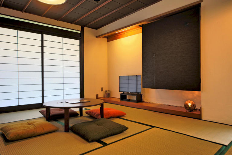 Bedroom 3, SETOUCHI MANGETSU SOU, Takamatsu